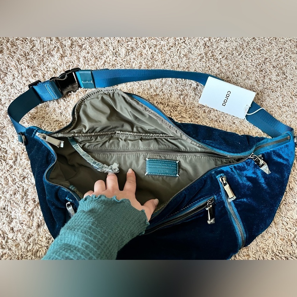 Free People x Caraa Velvet Medium Sling Bag - Picture 11 of 17